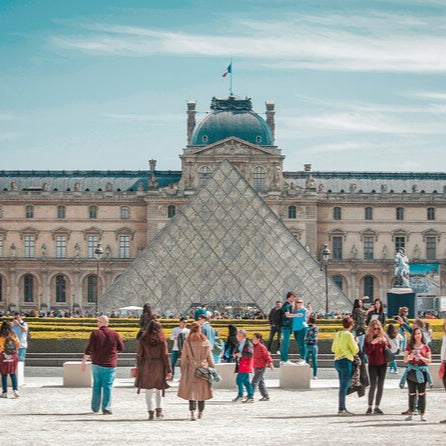3 NIGHT HISTORIC PARIS CHATEAU STAY AND TOURS