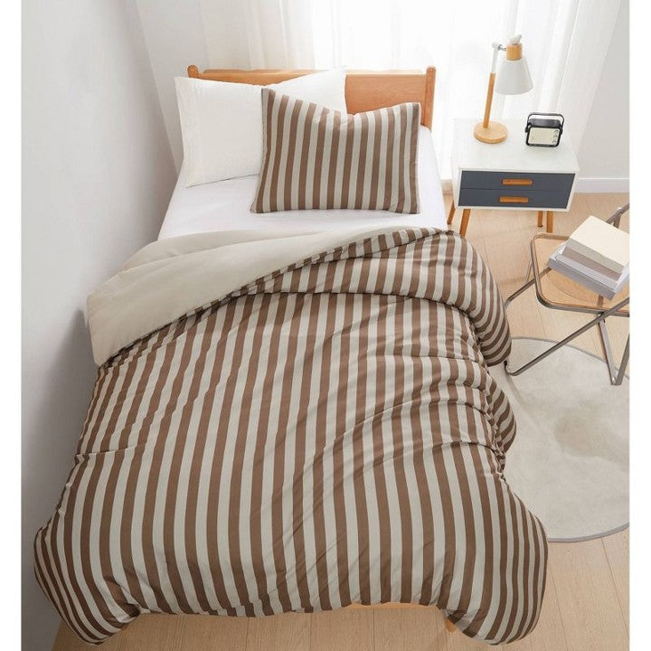 STRIPED COMFORTER SET