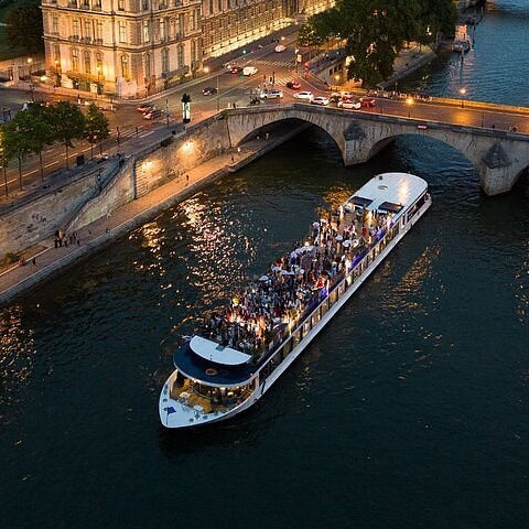 3 NIGHT HISTORIC PARIS CHATEAU STAY AND TOURS