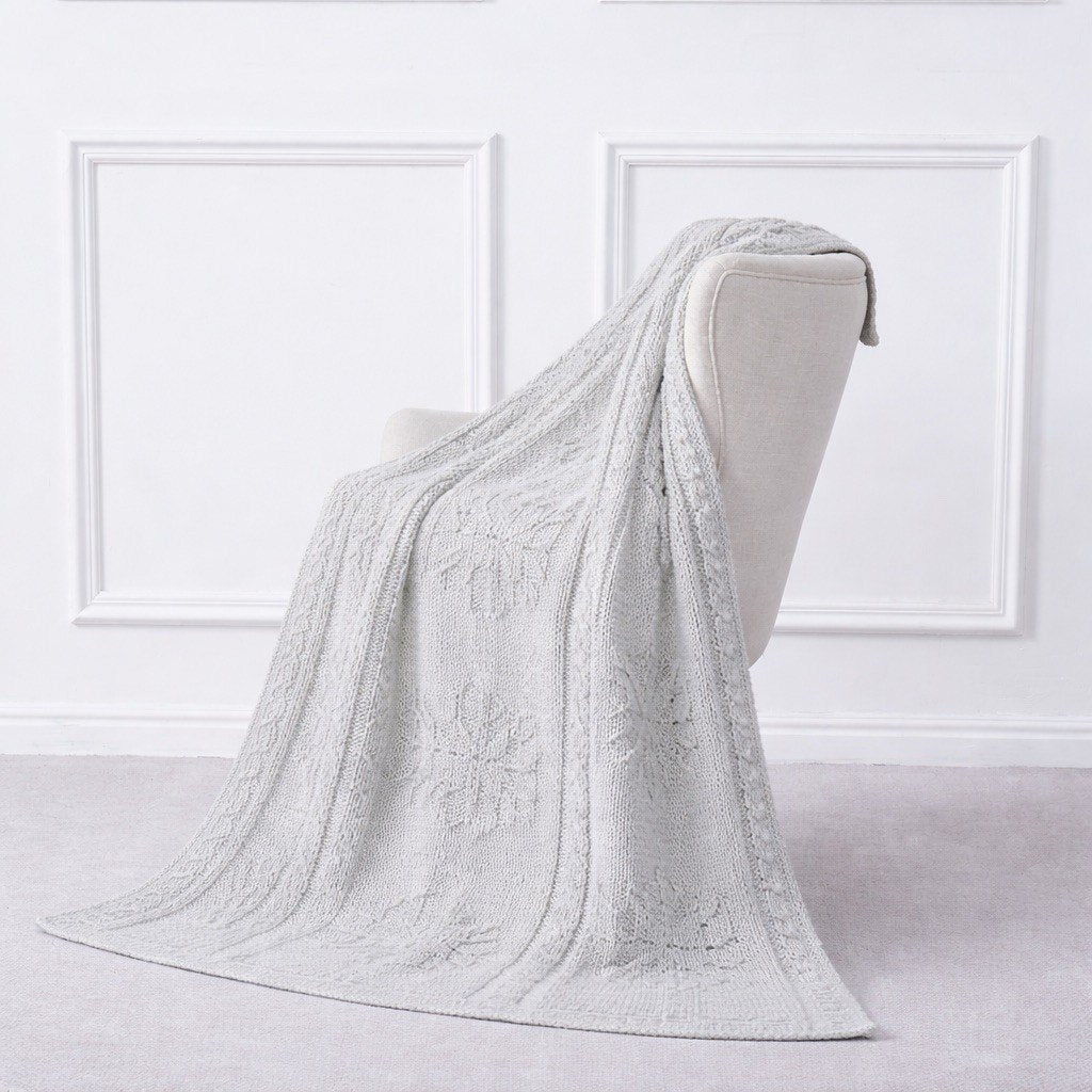 Cotton/Poly Jacquard Throw — Badgley Mischka New York bedding
