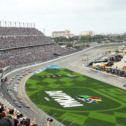 2 NIGHT DAYTONA 500 EXPERIENCE