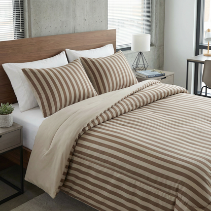 STRIPED COMFORTER SET